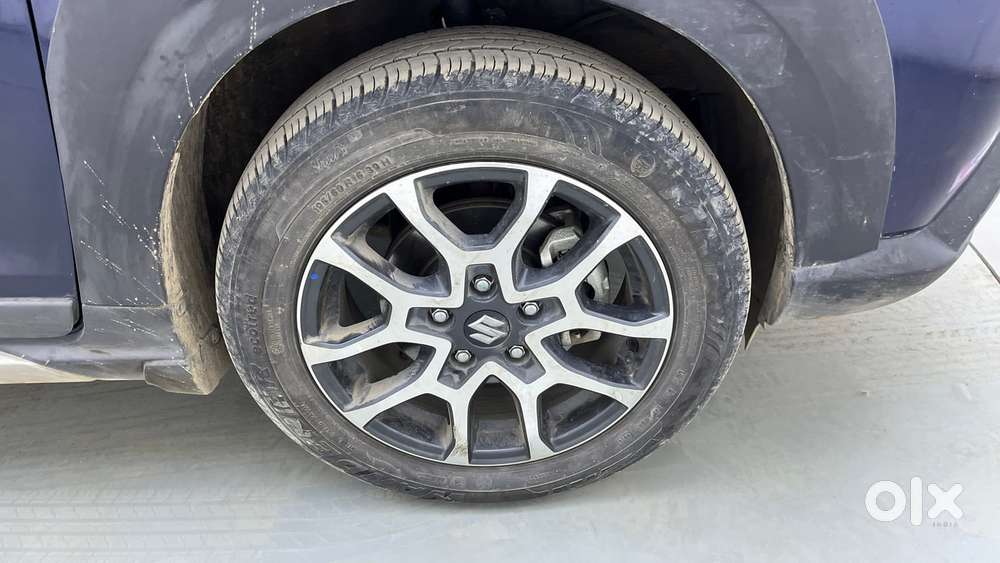 Maruti Suzuki Xl6 1.5 Zeta Mt, 2024, Petrol