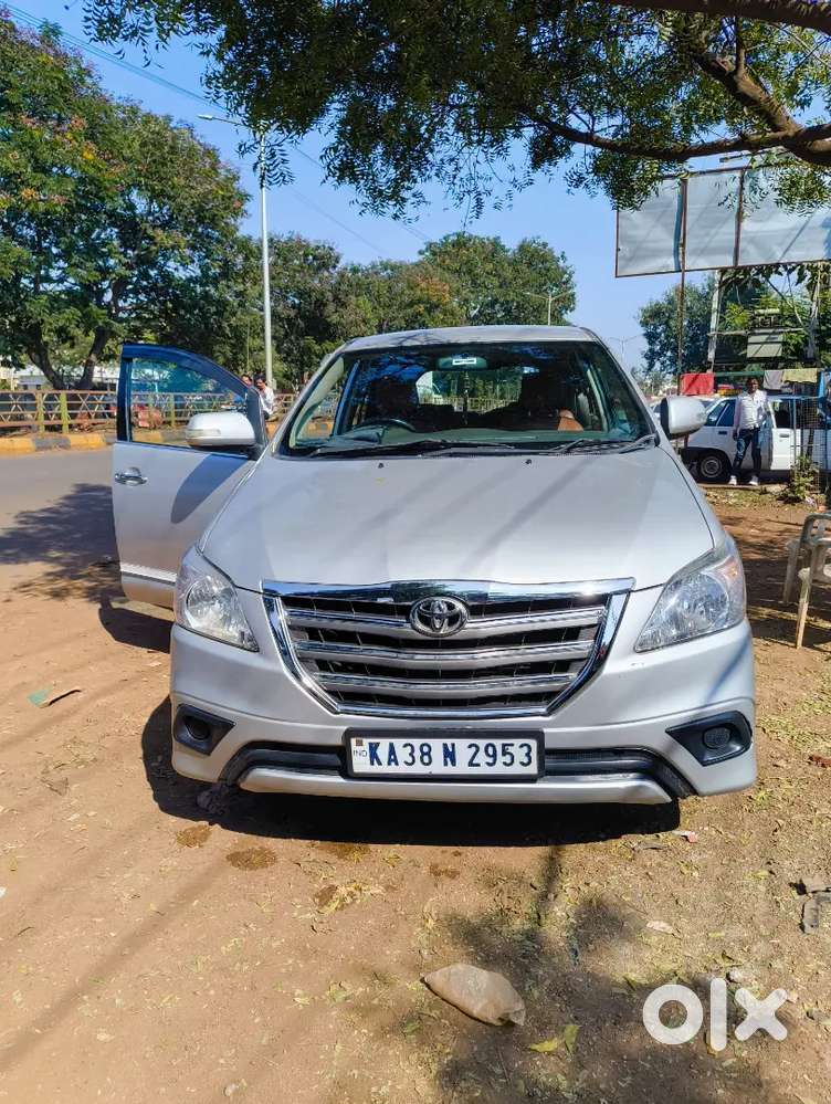 Toyota Innova 2015 Diesel 190000 Km Driven