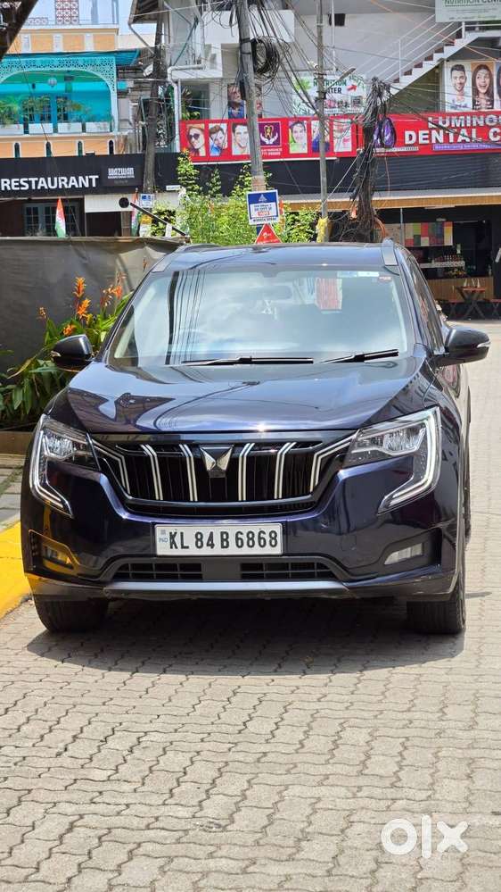 Mahindra Xuv700 2023 Petrol Well Maintained