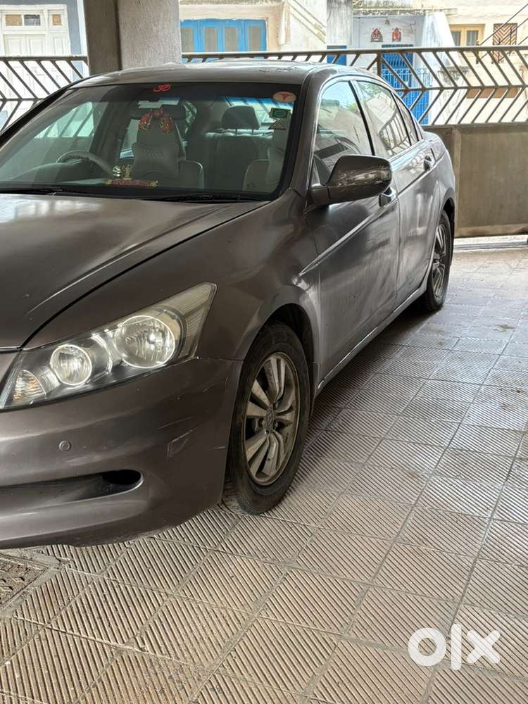Honda Accord Cng & Hybrids 114000 Km Driven