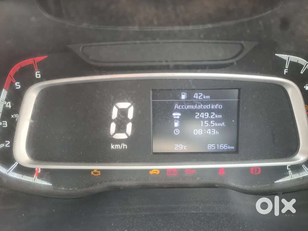 Kia Sonet 2020 Diesel Well Maintained