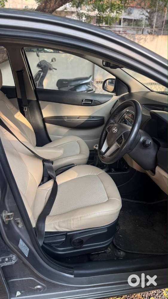 Hyundai I20 Asta Optional With Sunroof 1.2, 2013, Petrol