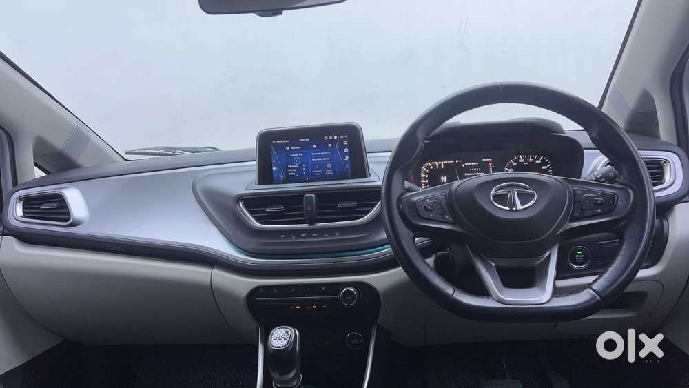 Tata Altroz Xza Petrol, 2022, Petrol