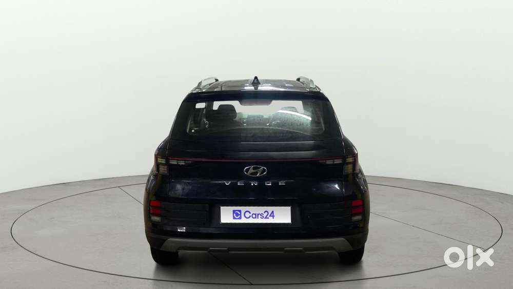 Hyundai Venue 1.2 S (o), 2023, Petrol