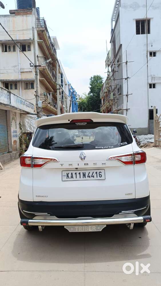 Renault Triber Rxz, 2020, Petrol