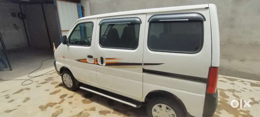 Maruti Suzuki Eeco 2019 Petrol 84056 Km Driven
