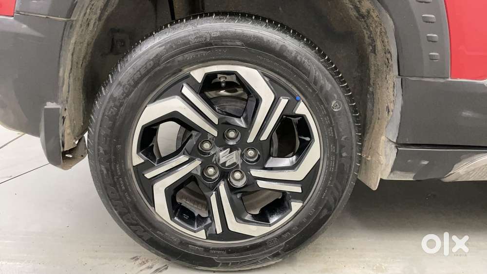 Maruti Suzuki Vitara Brezza 1.5 Zxi Plus At Dual Tone, 2022, Petrol