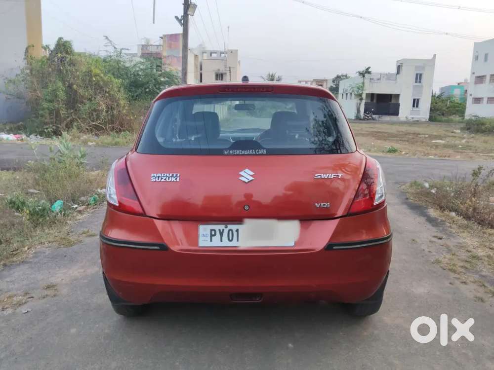 Maruti Suzuki Swift 2014 Diesel 122000 Km Driven