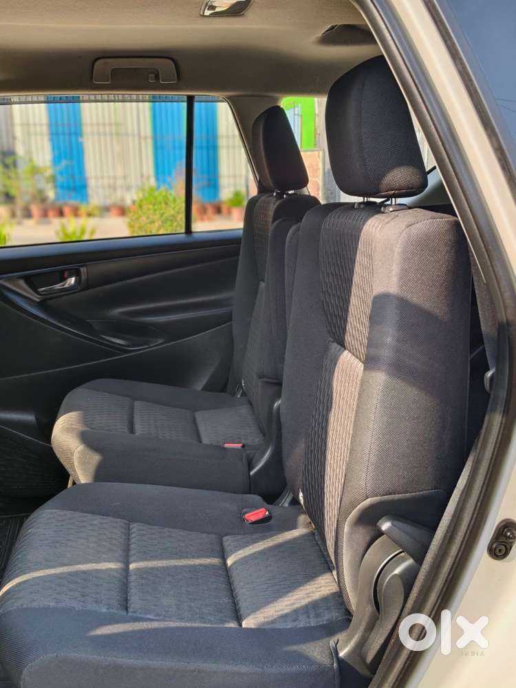 Toyota Innova Crysta [2016-2020] 2.4 Gx At 8 Str, 2021, Diesel