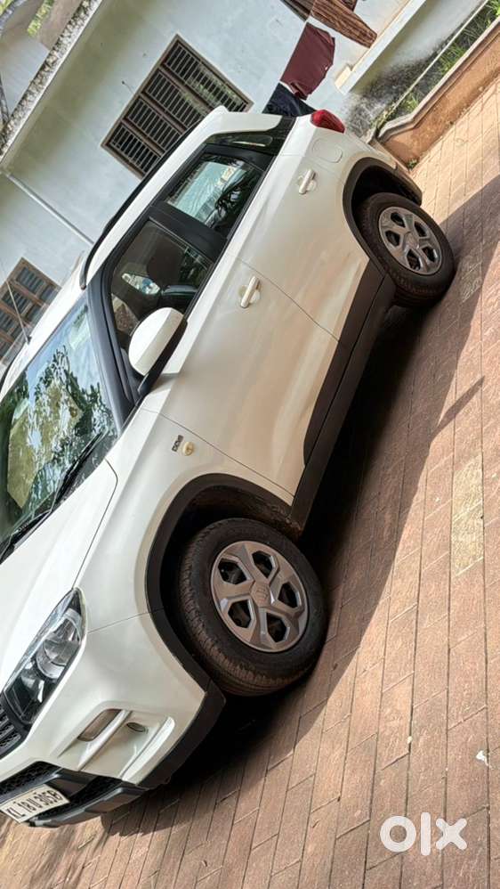 Maruti Suzuki Brezza 2017