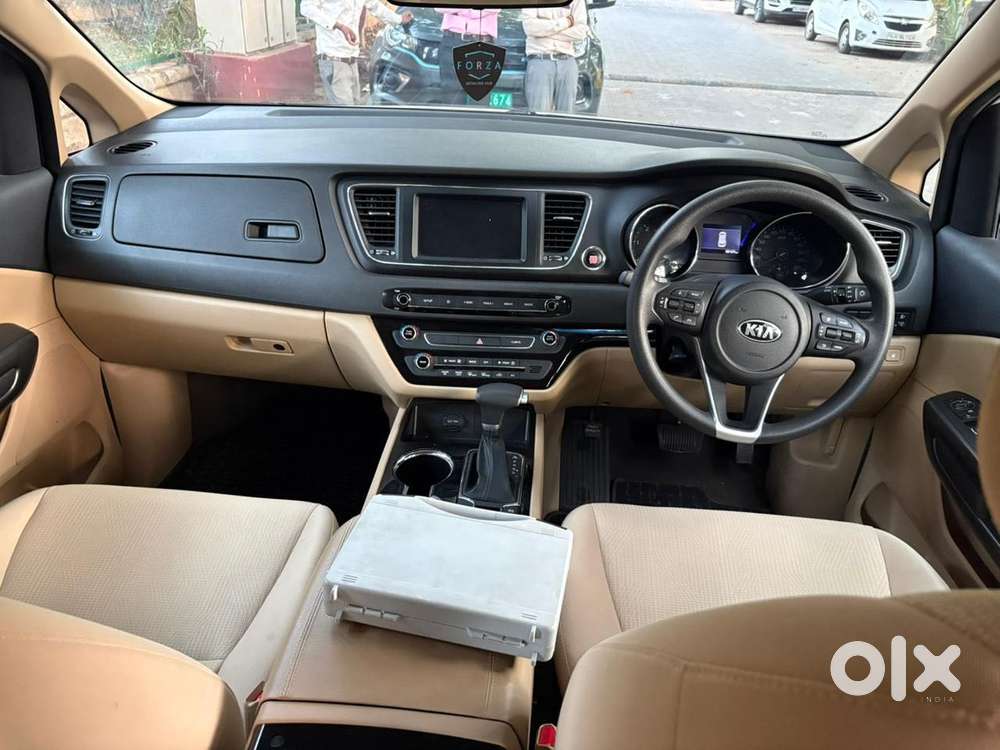 Kia Carnival Prestige, 2021, Diesel