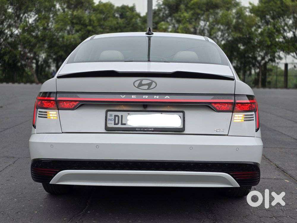 Hyundai Verna Sx 1.5 Petrol Ivt, 2023, Petrol