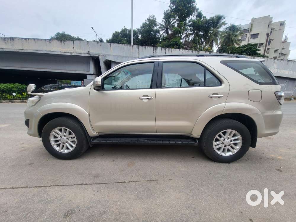 Toyota Fortuner 3.0 4x2 Automatic, 2012, Diesel