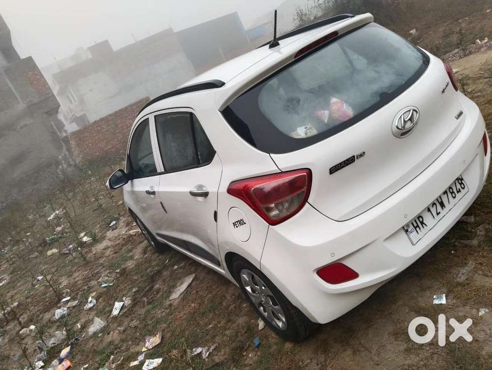 Hyundai Grand I10 2014 Cng & Hybrids Well Maintained