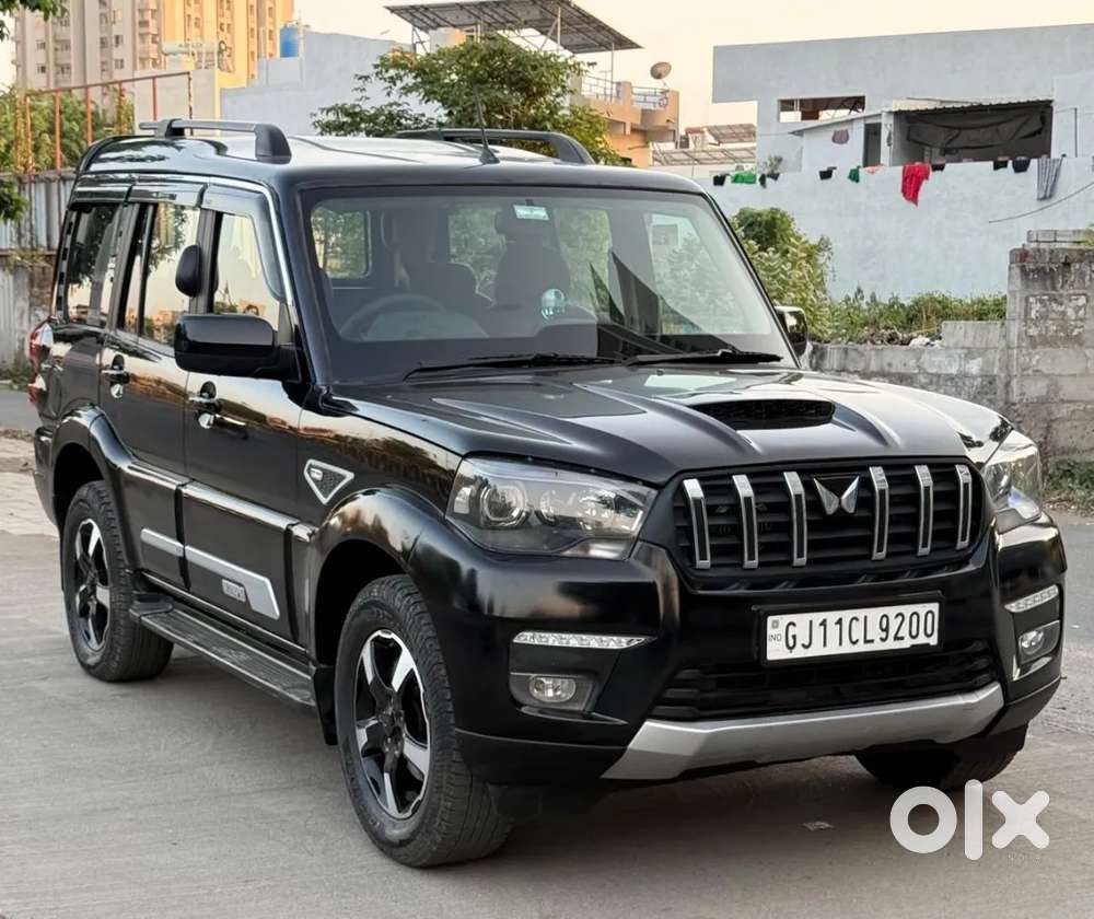 Mahindra Scorpio Classic, 2023, Diesel