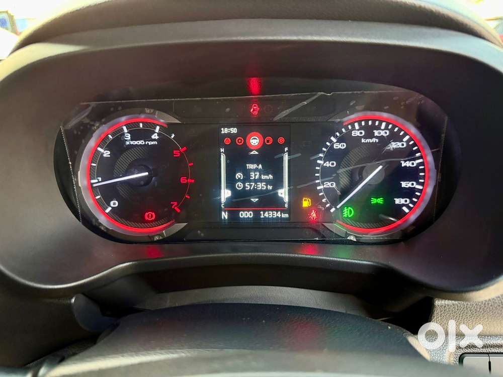 Mahindra Thar Lx Hard Top Diesel Mt Rwd, 2023, Diesel