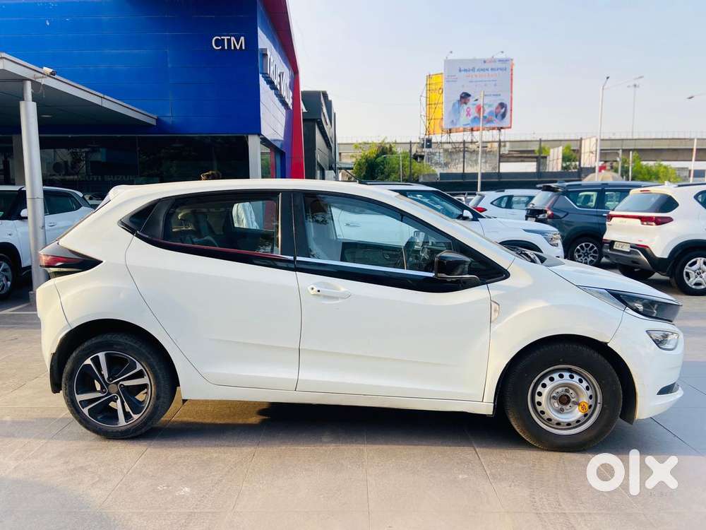 Tata Altroz Xz, 2022, Petrol
