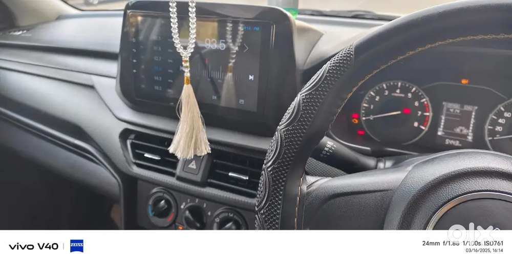 Maruti Suzuki Brezza Lxi (0) 2024