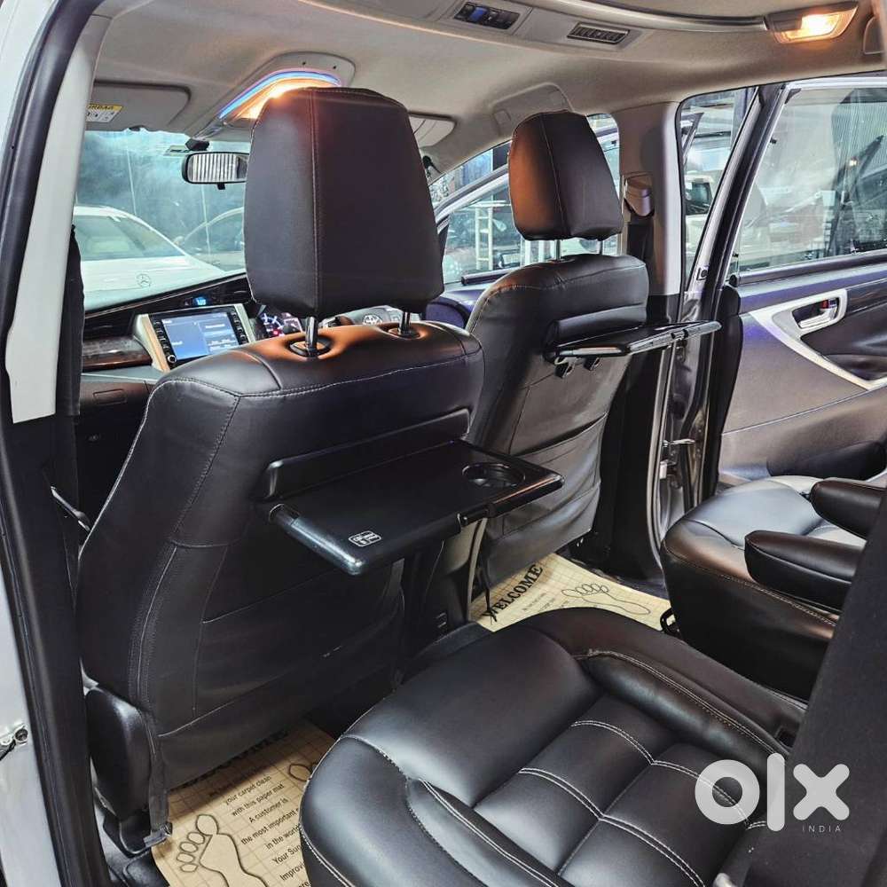 Toyota Innova Crysta 2.4 V 7 Str, 2023, Diesel