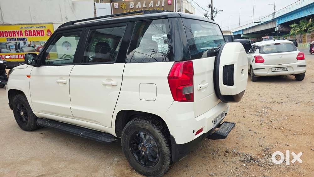 Mahindra Tuv 300 T8, 2016, Diesel