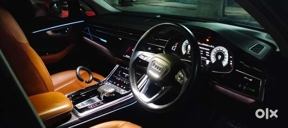 Audi Q7 Petrol 2025