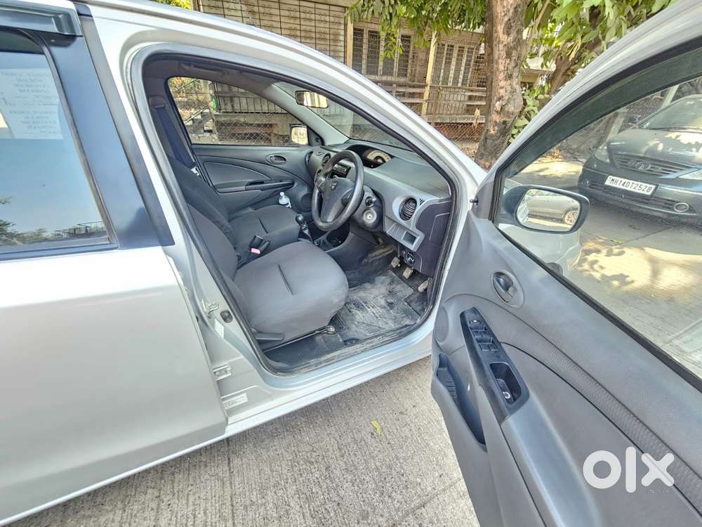 Toyota Etios Liva 2011-2012 G, 2012, Petrol