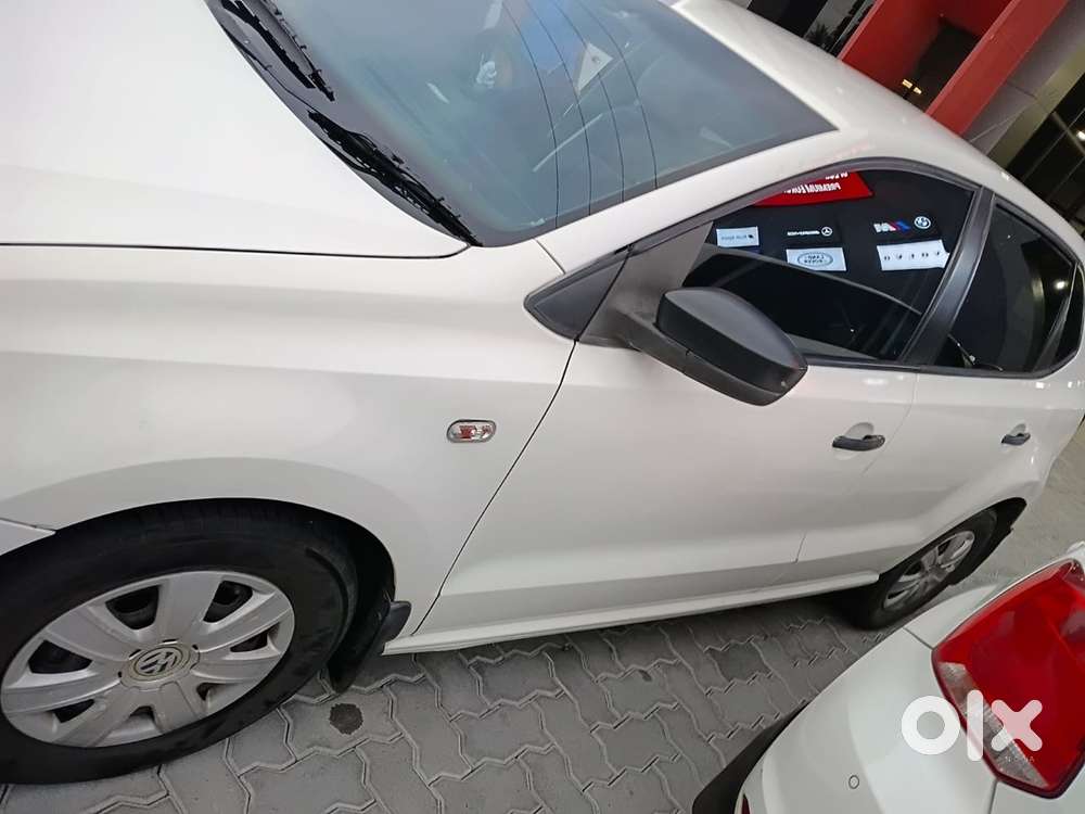 Volkswagen Polo Petrol 2011