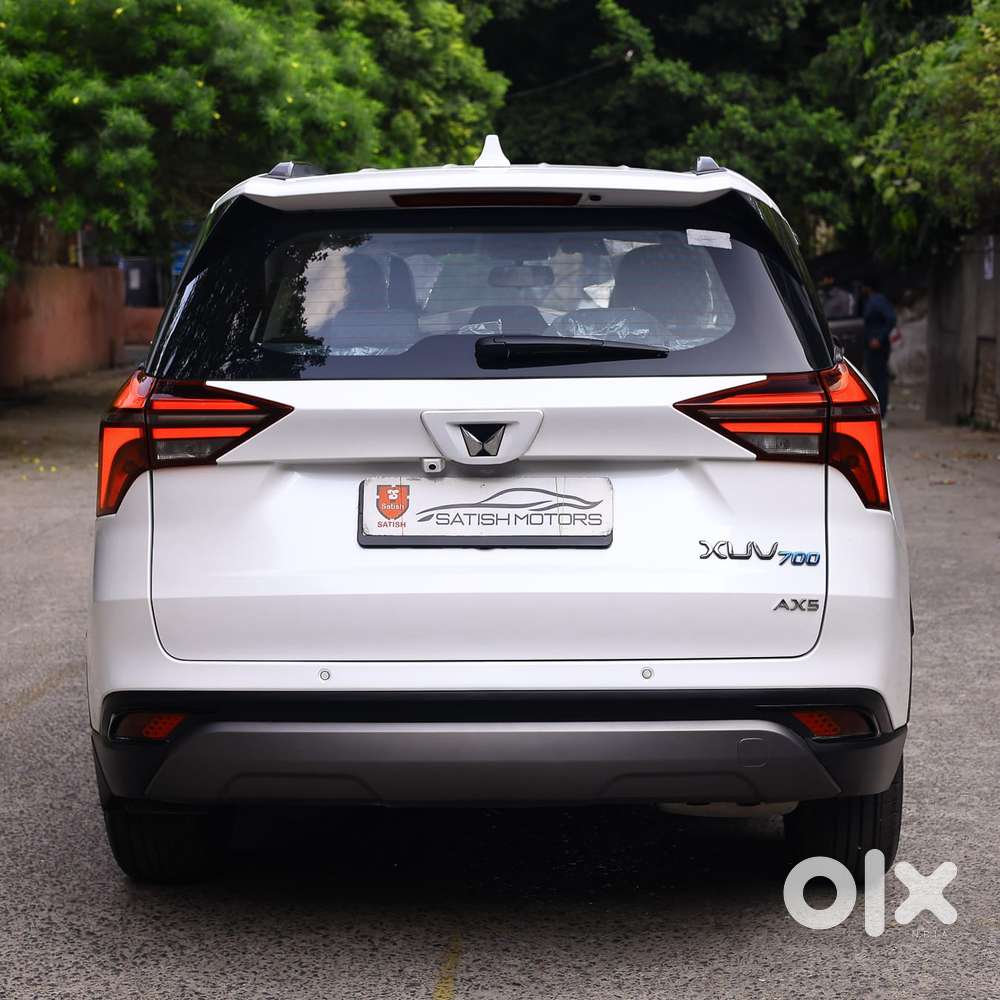 Mahindra Xuv700 2.0 Ax 7 Petrol At Str, 2024, Petrol