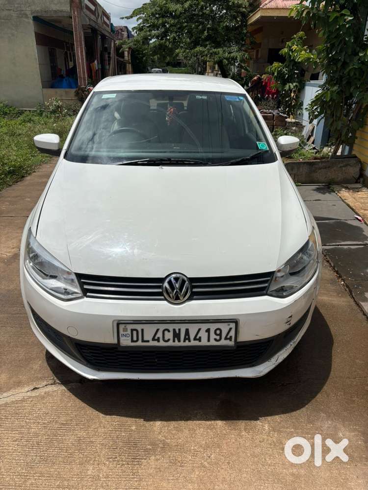 Volkswagen Polo Petrol Manual 2010