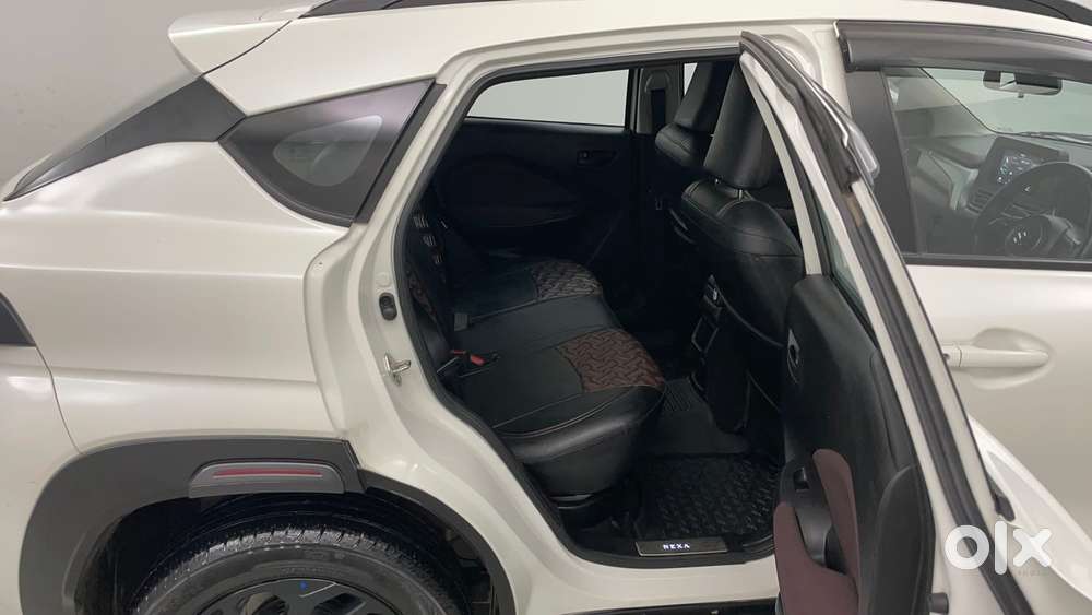 Maruti Suzuki Fronx Delta Plus 1.2l Ags, 2024, Petrol