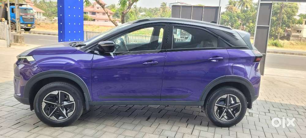 Tata Nexon Creative Plus S 1.2 Revotron Petrol 6 Amt, 2023, Petrol