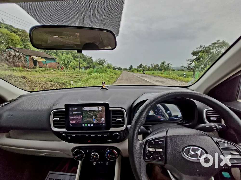 Hyundai Venue Petrol 2023