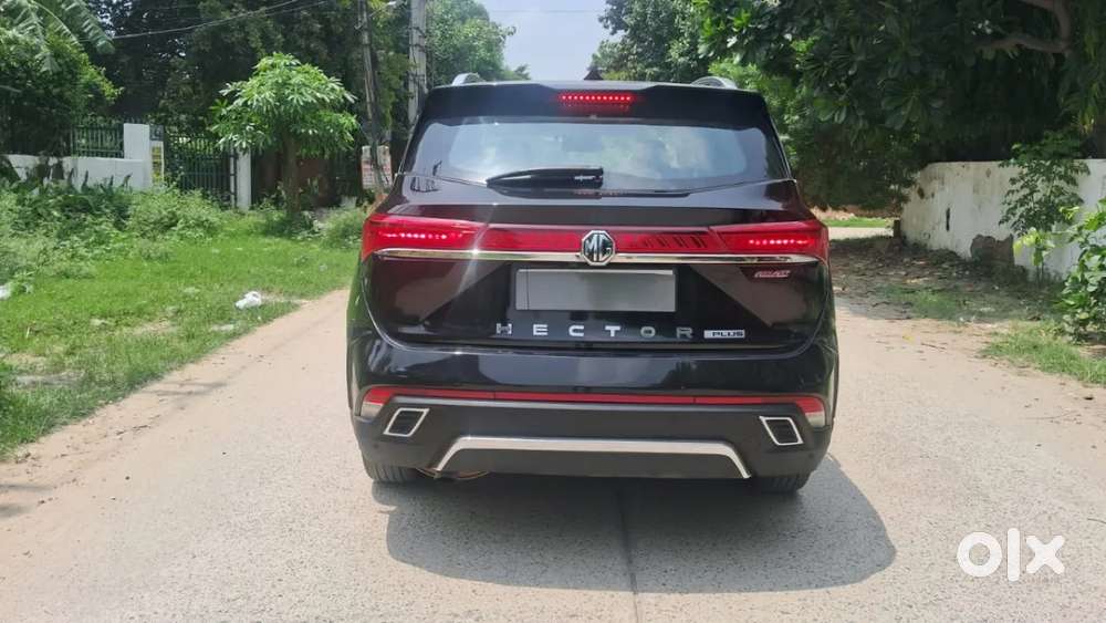 Mg Hector Plus Savvy Pro 1.5 Turbo Petrol Cvt 7 Str, 2023, Petrol