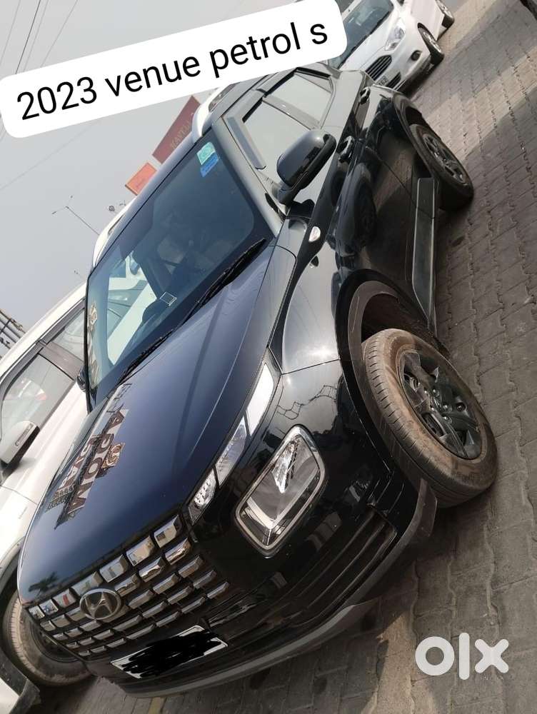 Hyundai Venue 1.0 S (o) Turbo Imt, 2023, Petrol