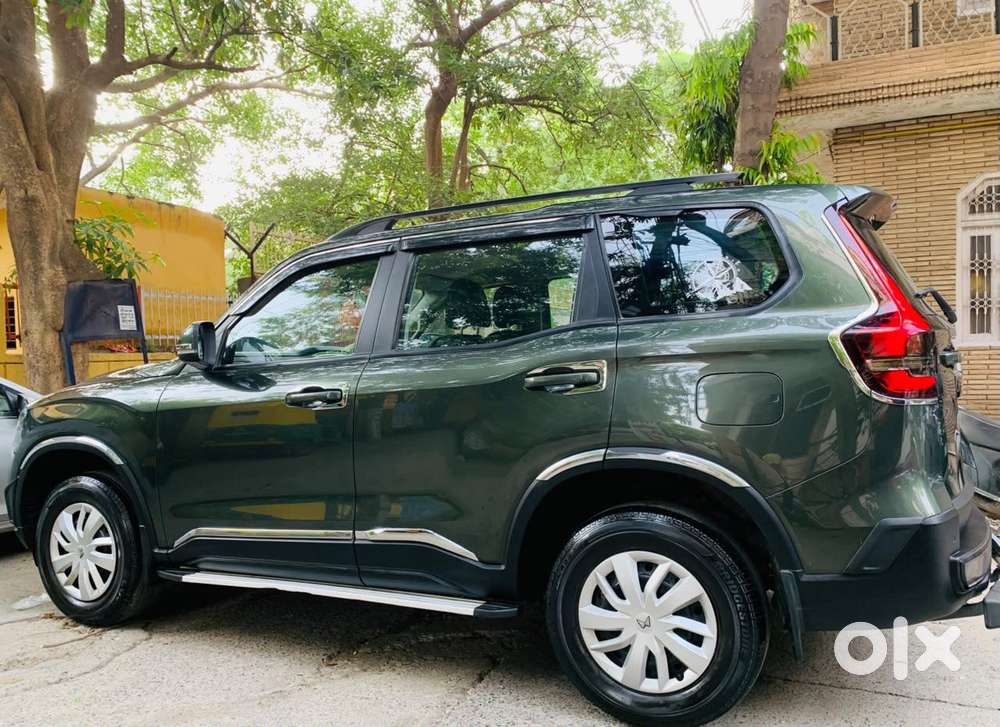 Mahindra Scorpio N Z4 Petrol Mt 7 Str, 2022, Petrol