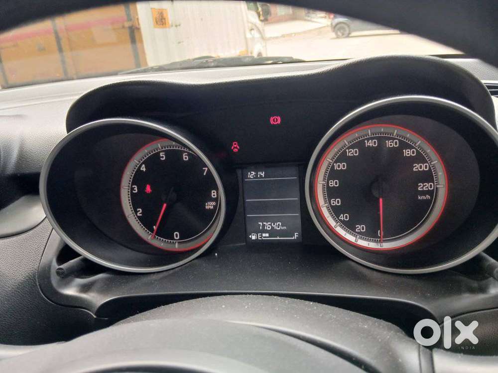 Maruti Suzuki Swift Vxi, 2021, Petrol