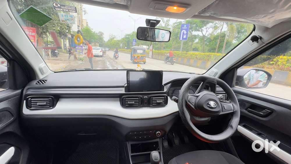Tata Punch Manual 2026