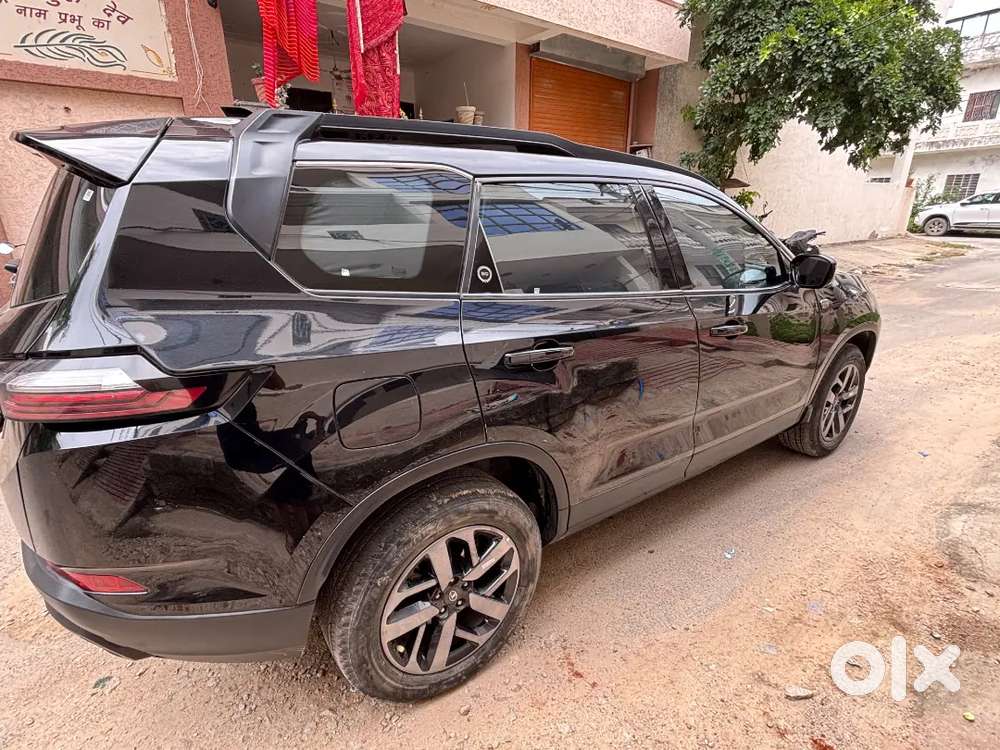 Tata Safari Adventure X 2023