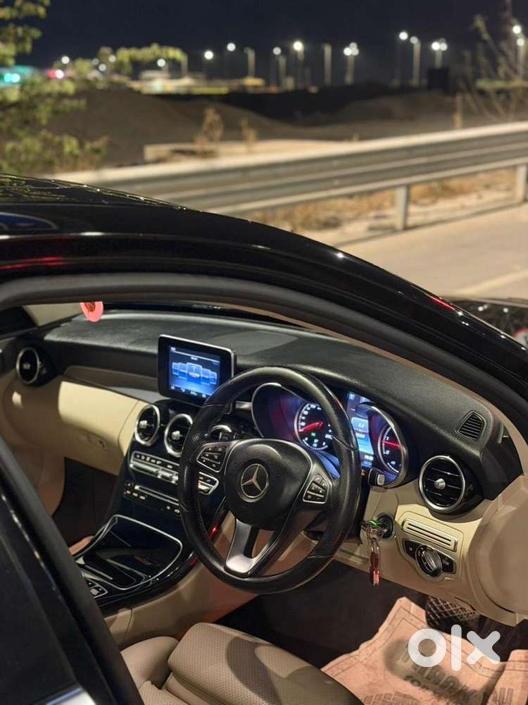 Mercedes-benz C-class 2018 Diesel 35000 Km Driven