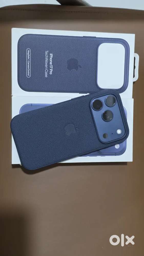 iPhone 17 Pro 512GB ディープブルー iPhone 17 Pro 512GB Deep Blue – Abdul Latif Jameel Electronics