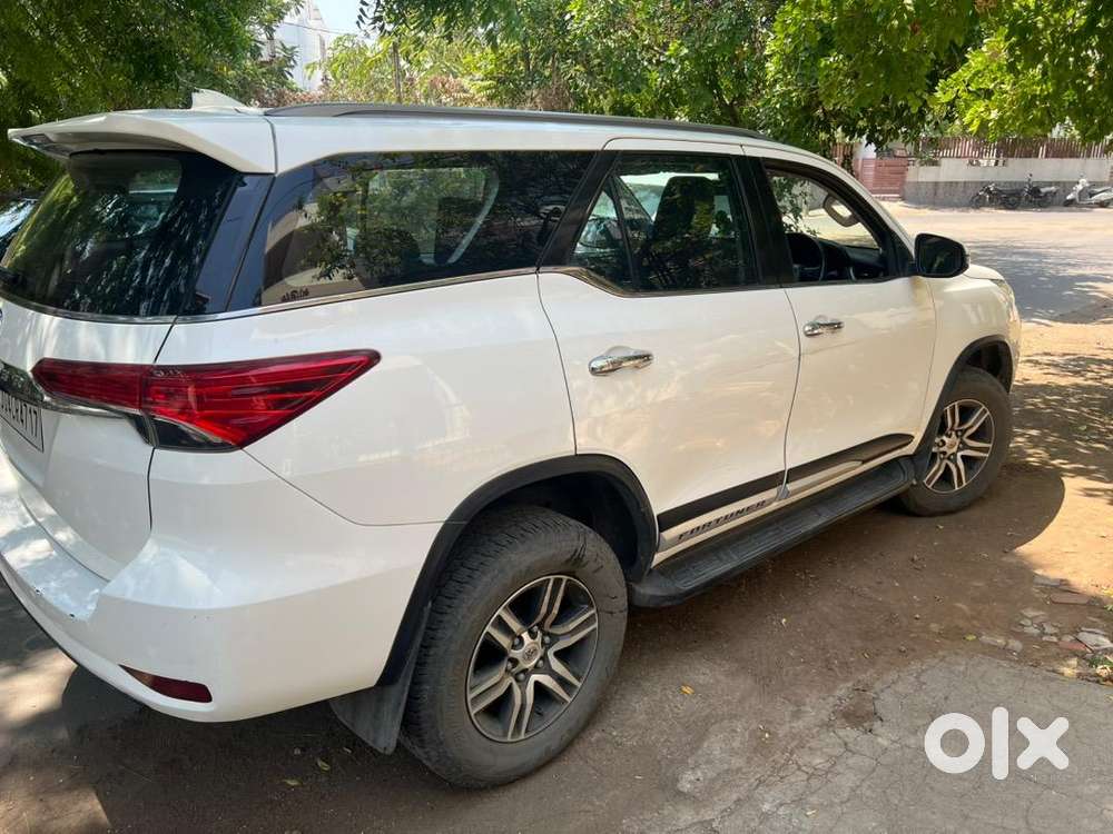 Toyota Car Diesel 2017