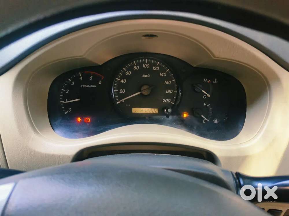 Toyota Innova 2013 Diesel 213000 Km Driven
