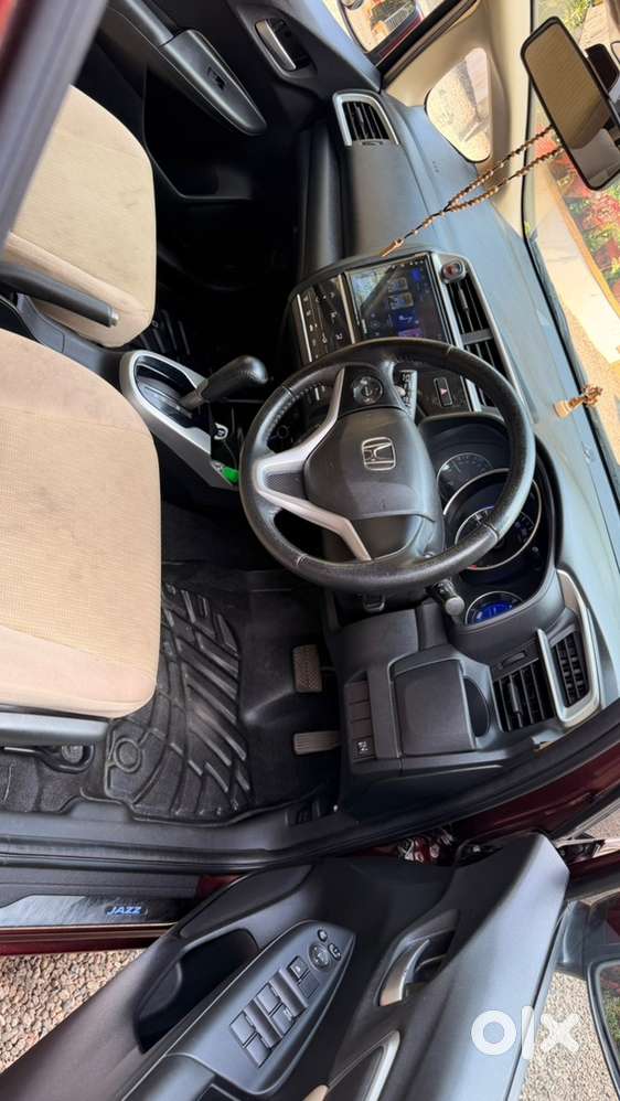 Honda Jazz Automatic 1.2 V