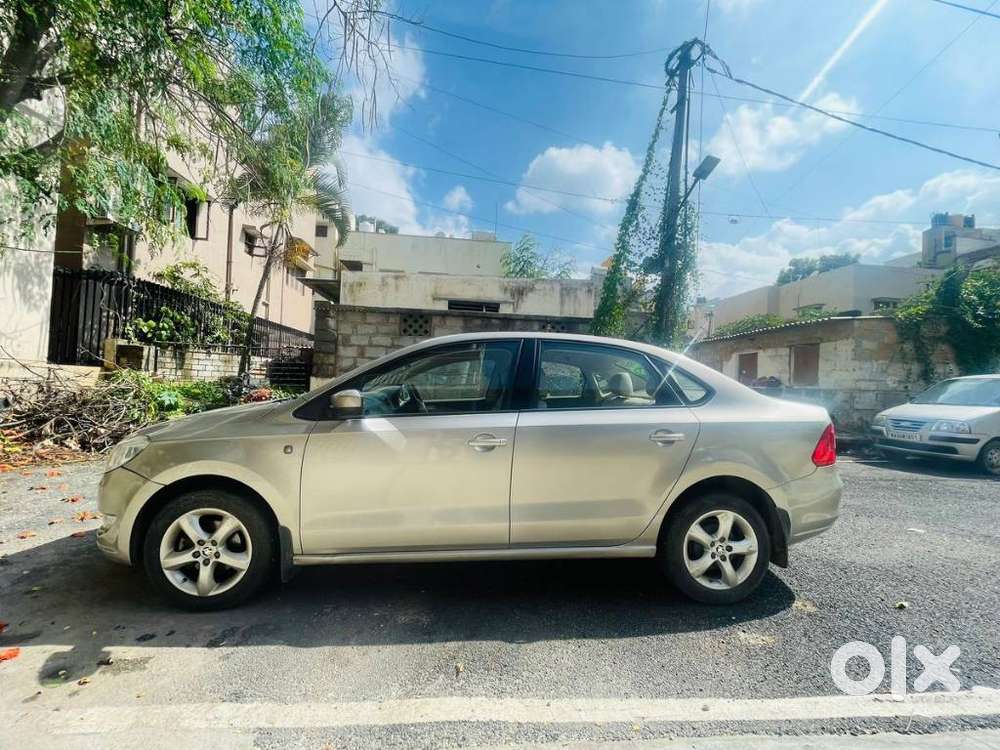 Skoda Rapid 1.6 Elegance Plus Mpi At, 2013, Petrol