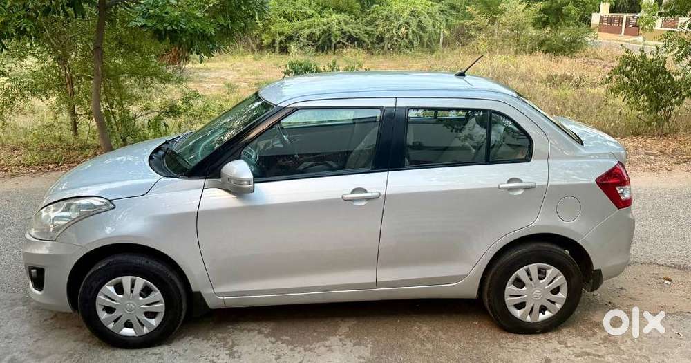 Maruti Suzuki Swift Dzire Vxi, 2012, Petrol