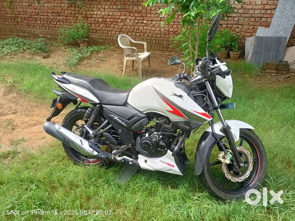 Apache Rtr 160 New Model White Colour White Colour Tvs Bike Price