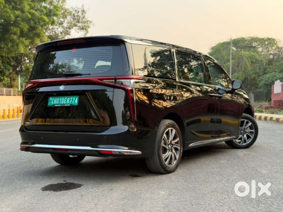 Mg M9 Presidential Limo, 2026, Electric