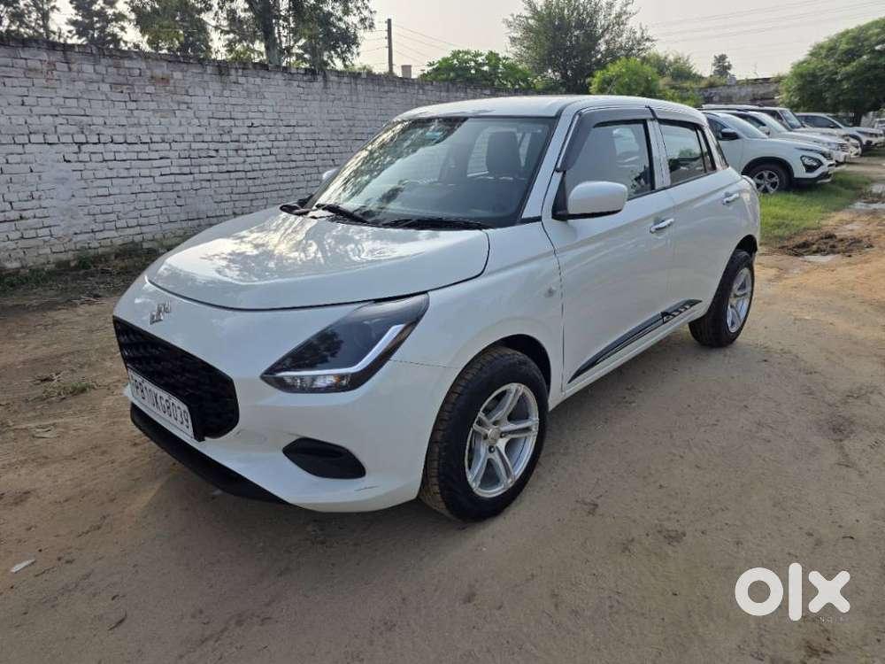 Maruti Suzuki Swift 1.2 Lxi (o), 2025, Petrol