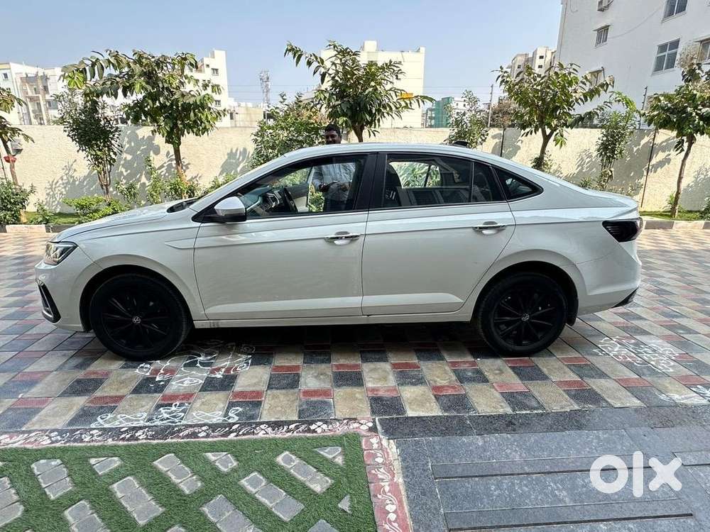 Volkswagen Virtus Highline At  25000km  Single Owner