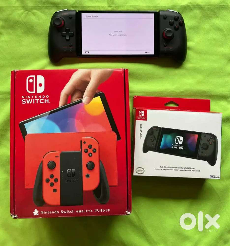 Nintendo Switch OLED Mario Limited Ed. Red, Bundle Hori Split Pad
